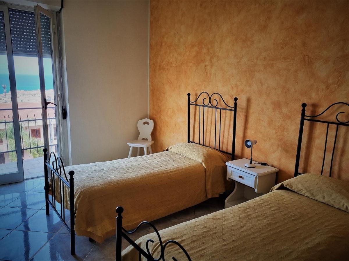 Bed and Breakfast Delle Rose Cefalú Exterior foto