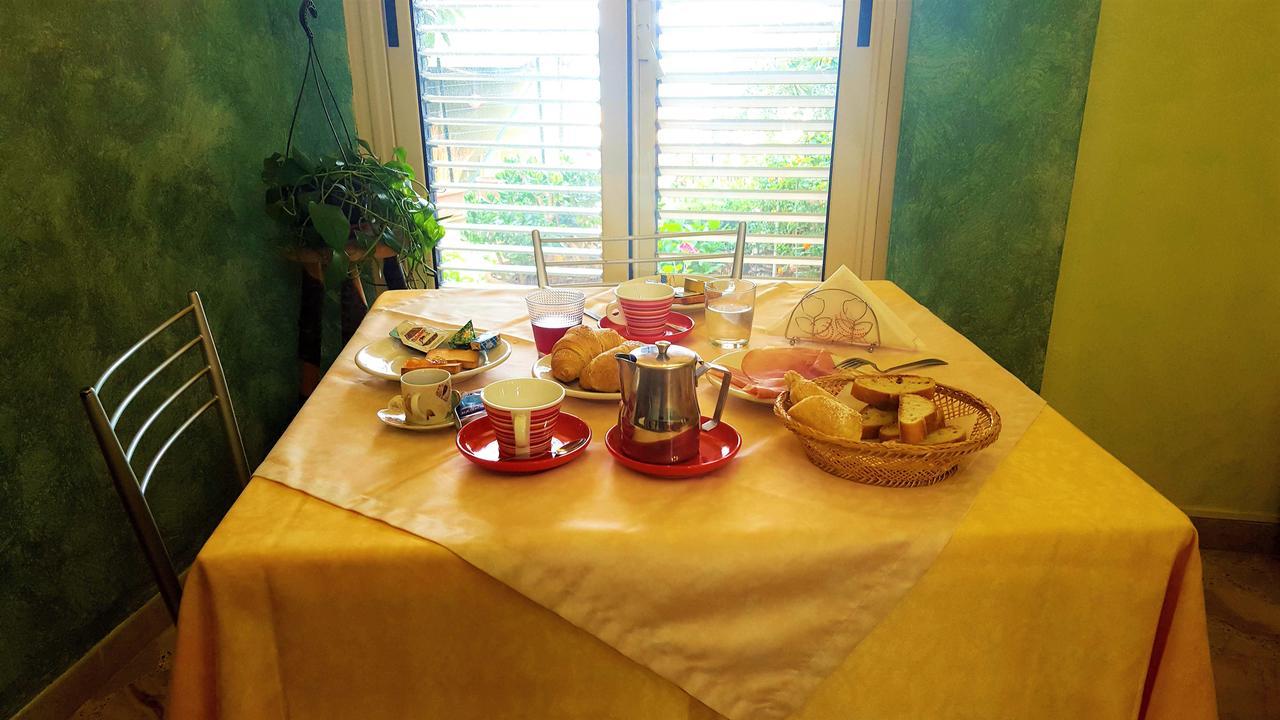 Bed and Breakfast Delle Rose Cefalú Exterior foto